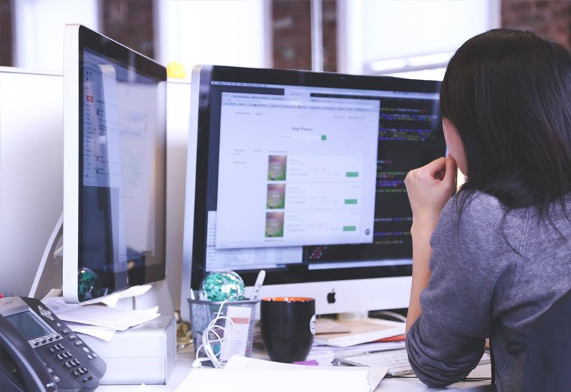 8 Ways to Stand Out in the Job Market in 2026